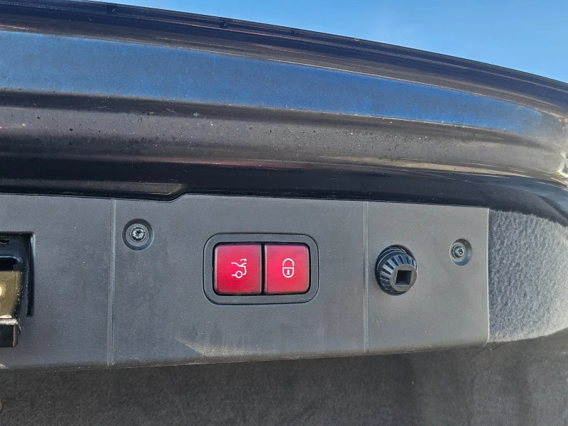 Mercedes-Benz CLS 500 LPG, снимка 7 - Автомобили и джипове - 53138112