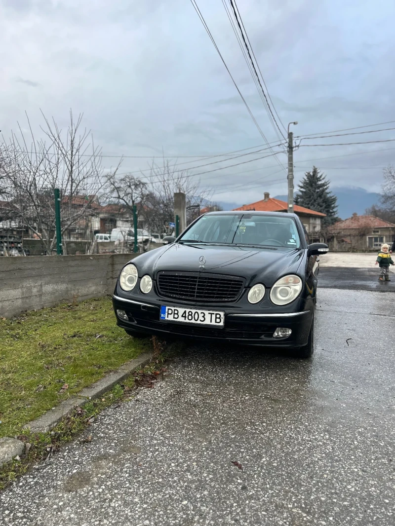 Mercedes-Benz E 320 Бензин/Газ, снимка 5 - Автомобили и джипове - 53385931