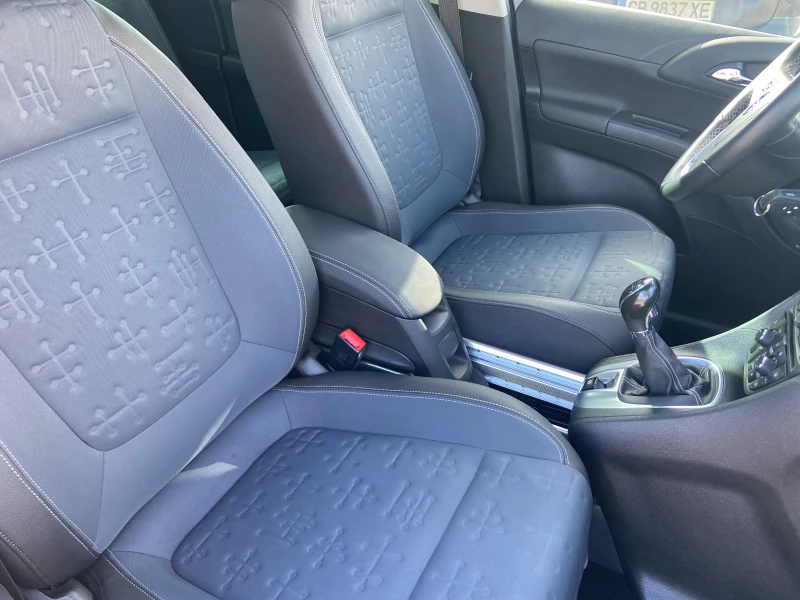 Opel Meriva 1.4i+ Фабрична газова уредба!, снимка 13 - Автомобили и джипове - 53441072