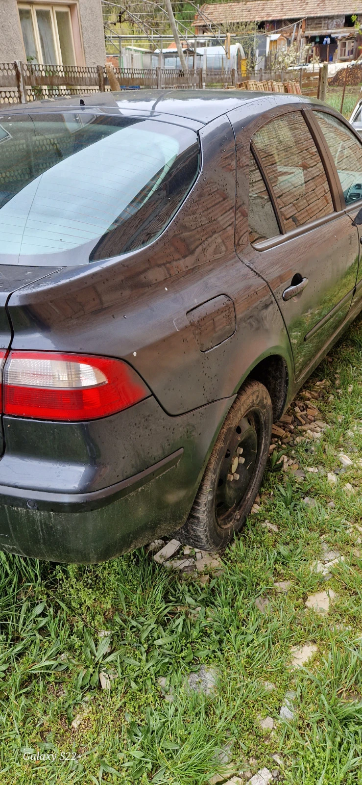 Renault Laguna 1.9 dci, снимка 6 - Автомобили и джипове - 47192978