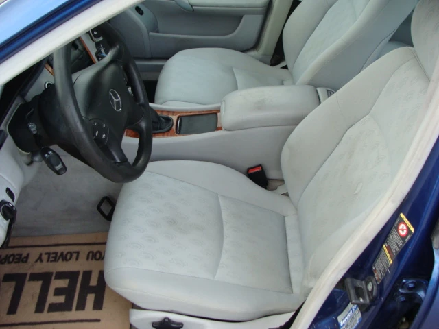 Mercedes-Benz C 200 2.0, снимка 9 - Автомобили и джипове - 52706180