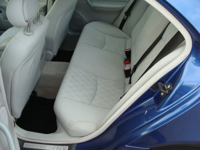 Mercedes-Benz C 200 2.0, снимка 10 - Автомобили и джипове - 52706180