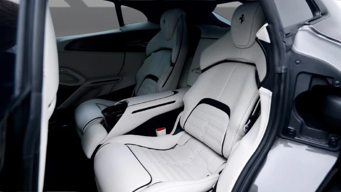 Ferrari Purosangue = Atelier = �������� | Mobile.bg � ����������� 15