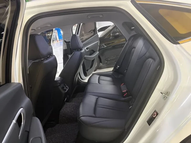 Hyundai Sonata 2.0 LPG - САМО 30% АВАНС, снимка 8 - Автомобили и джипове - 56562864