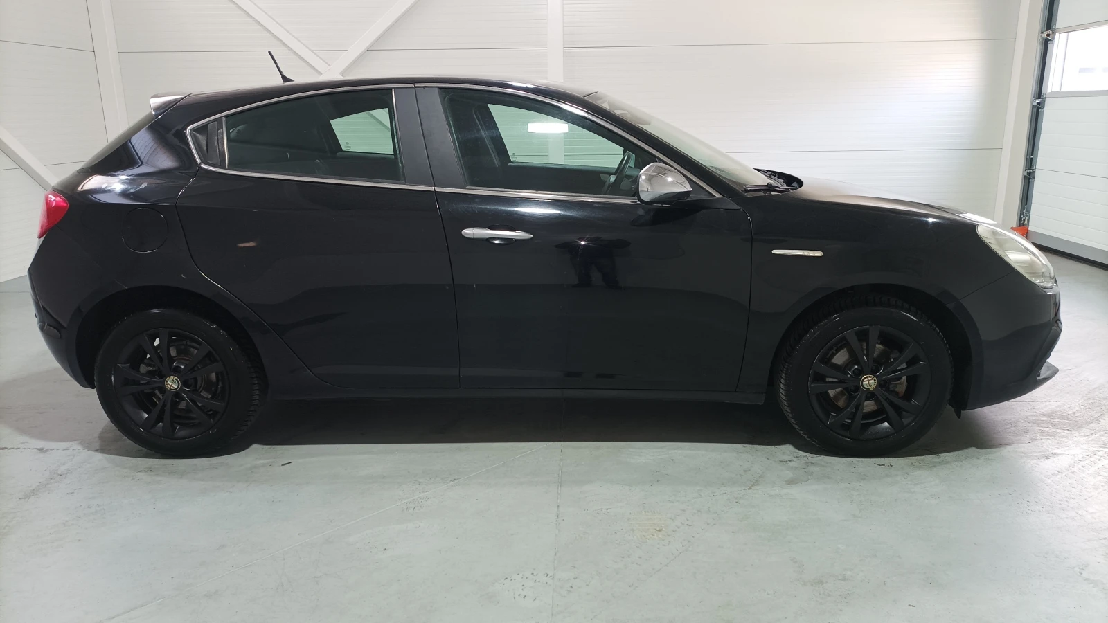 Alfa Romeo Giulietta 1.6 d - изображение 4