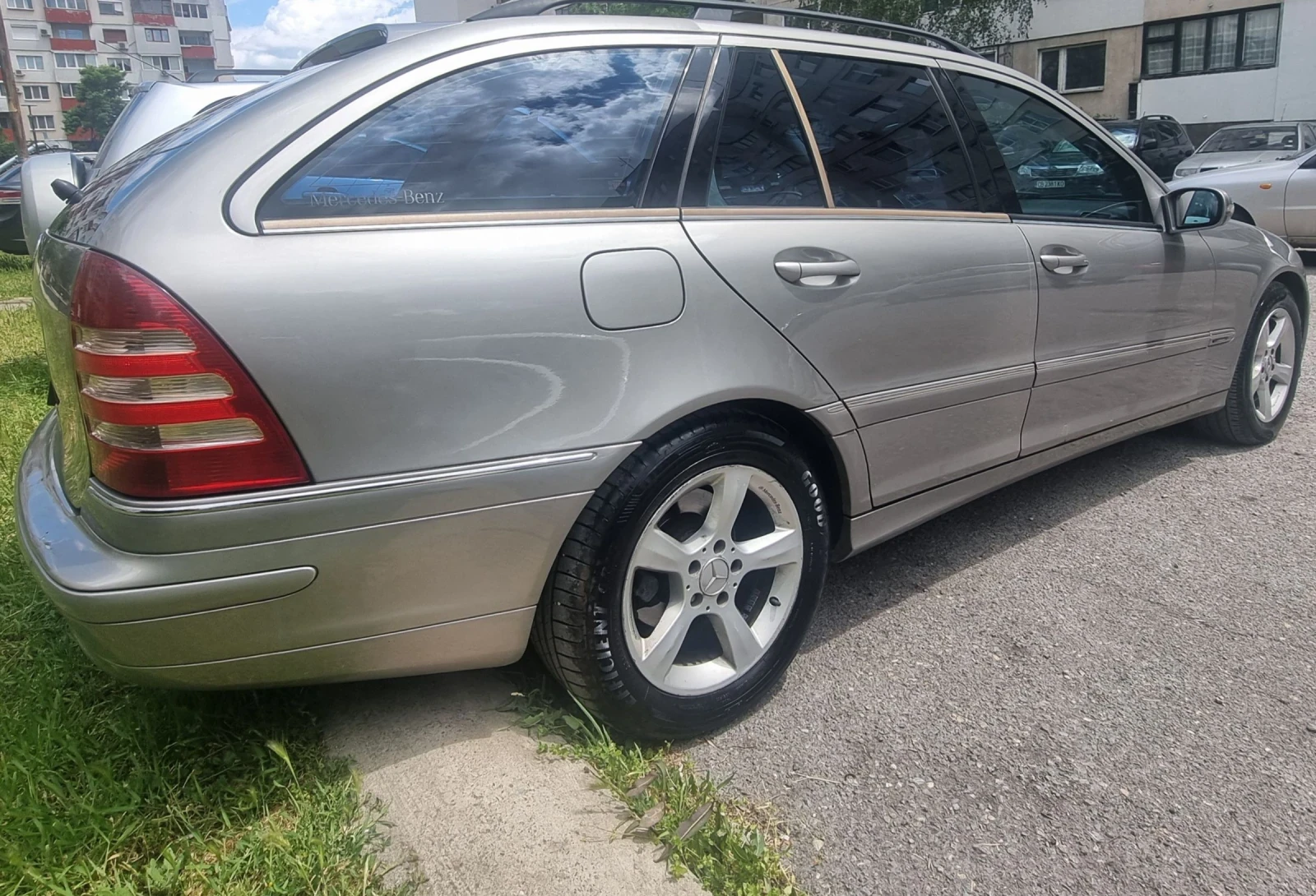 Mercedes-Benz C 200  - изображение 6