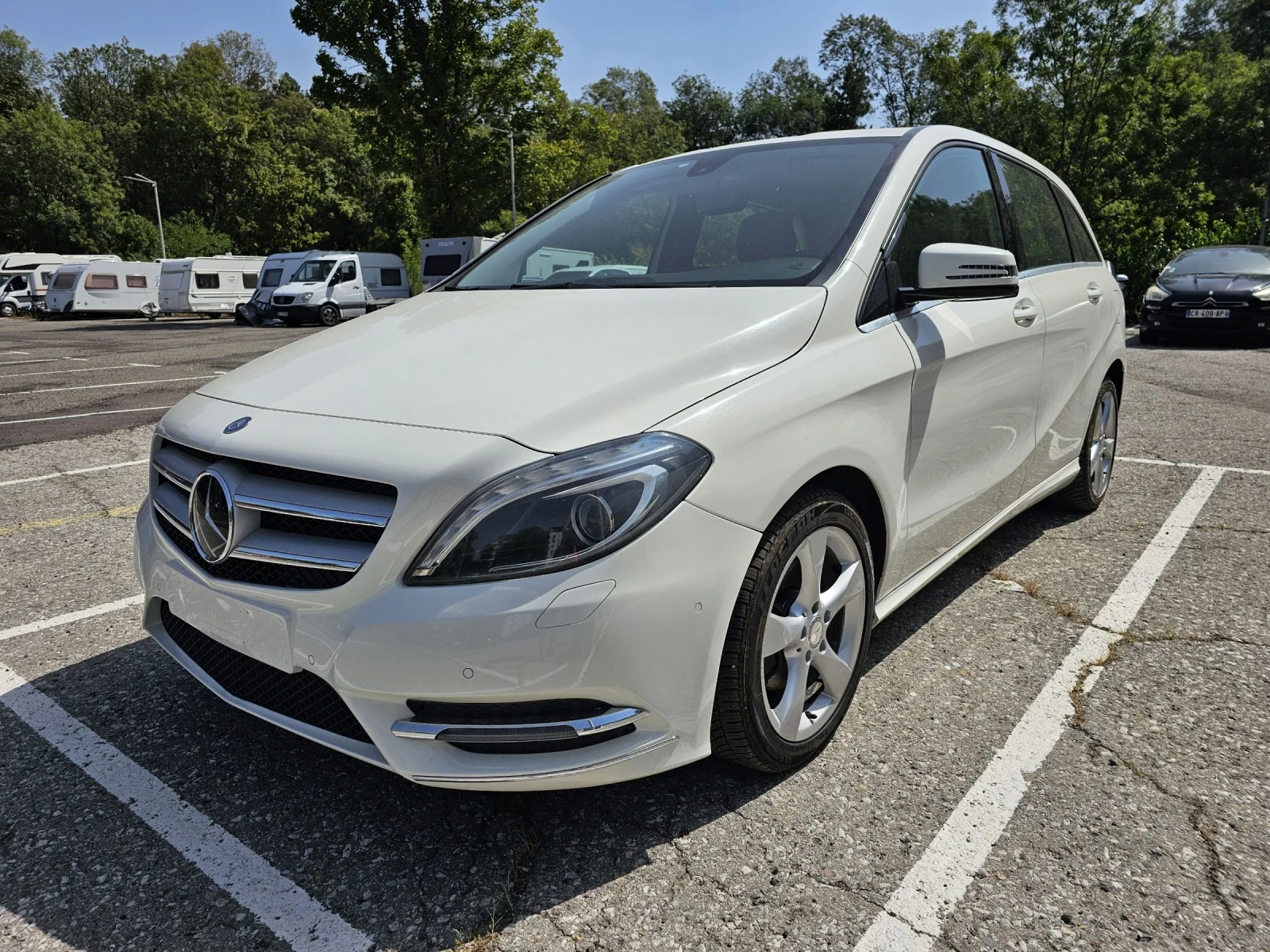Mercedes-Benz B 180 2013г. 162000км 109к.с. БЕЗ ЗАБЕЛЕЖКИ ЛИЗИНГ - изображение 3