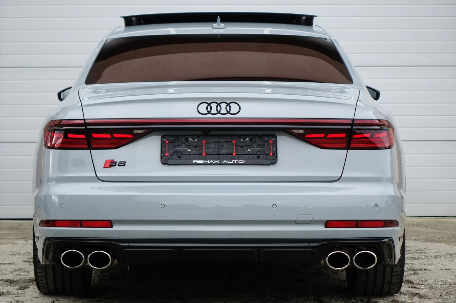 Audi S8 CERAMIC* CARBON* OLED LIGHTS* B&O* 360*  - изображение 8