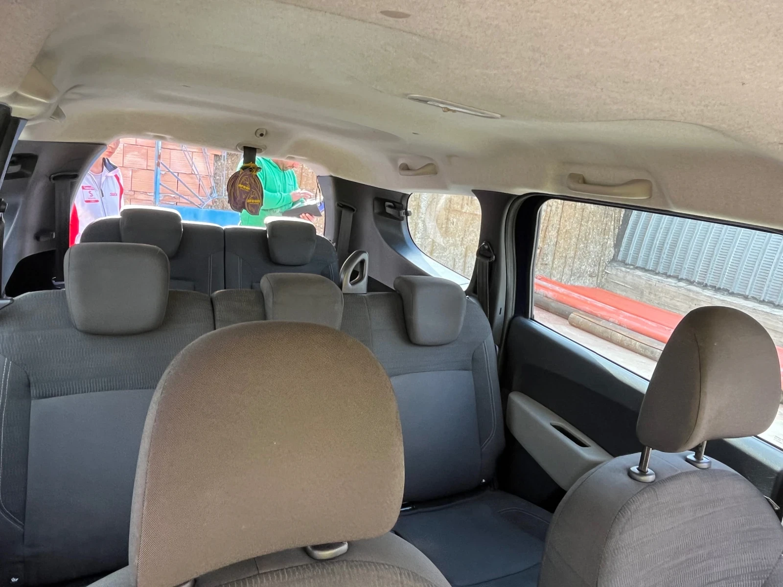 Dacia Lodgy  - изображение 10