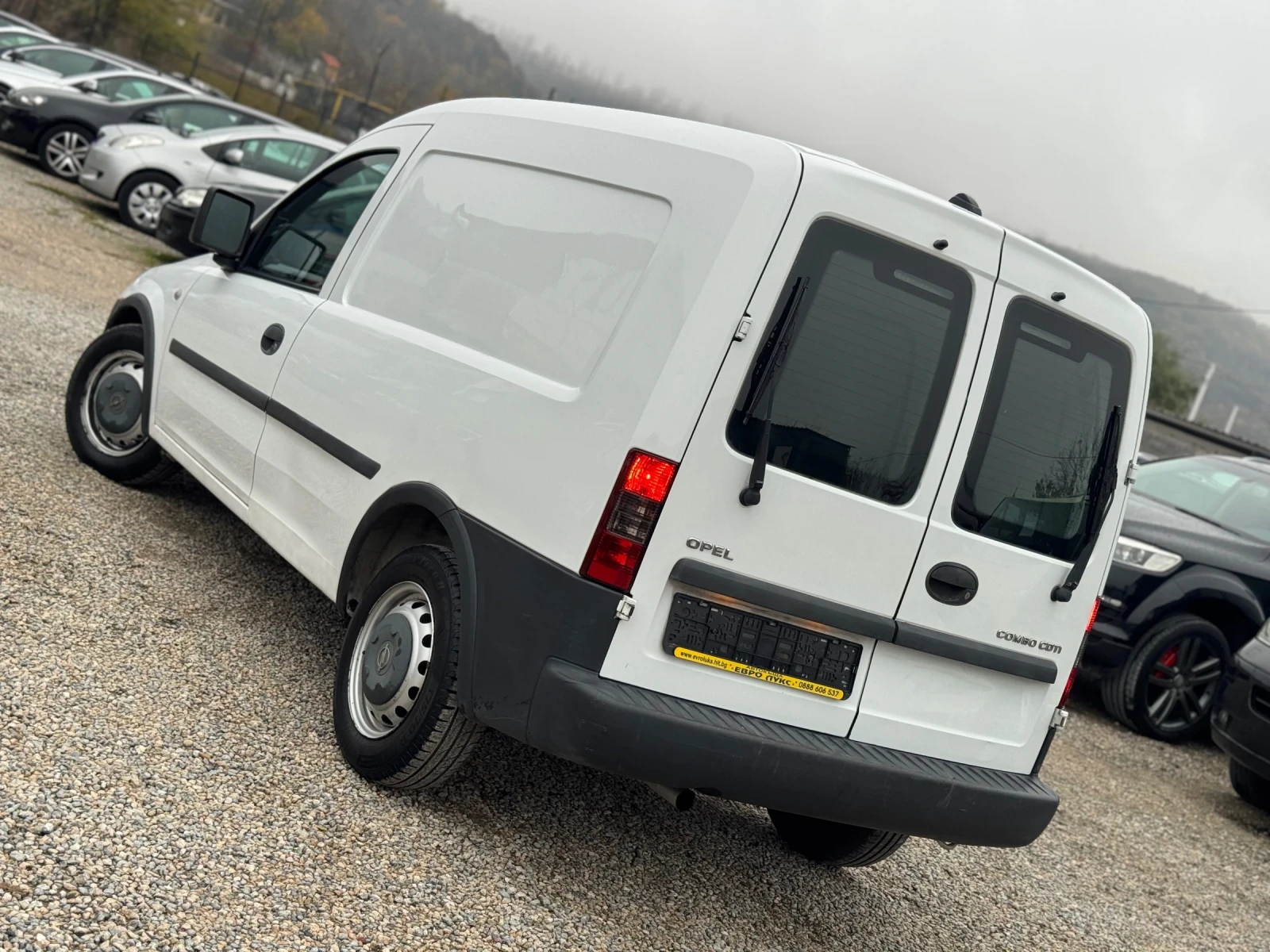 Opel Combo 1.7CDTI 101кс КЛИМАТИК НАВИГАЦИЯ  - изображение 4