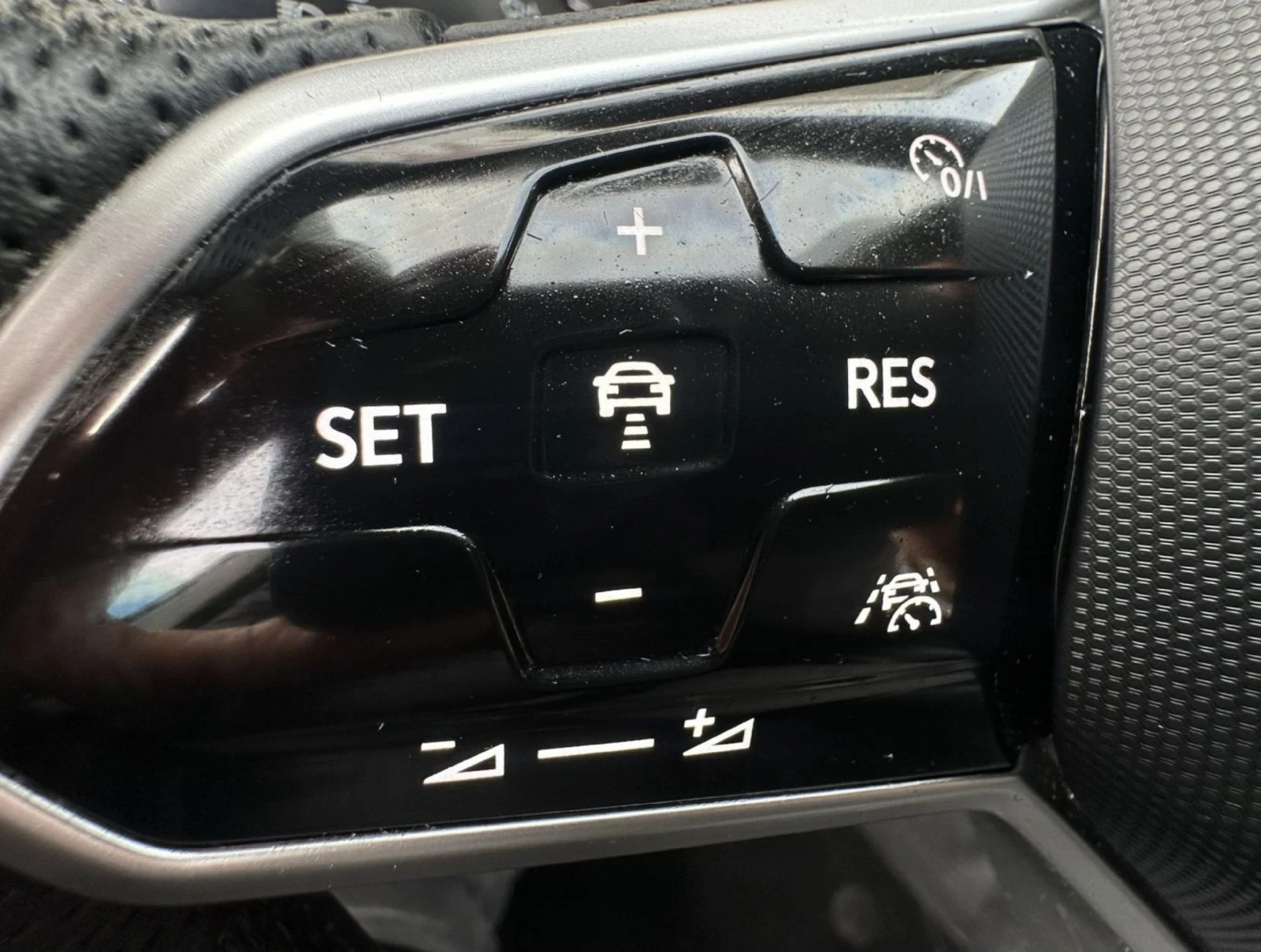 VW Arteon 2.0 TDI SHOOTING BRAKE110KW.360 KAMERA.LED.NAVI - изображение 10