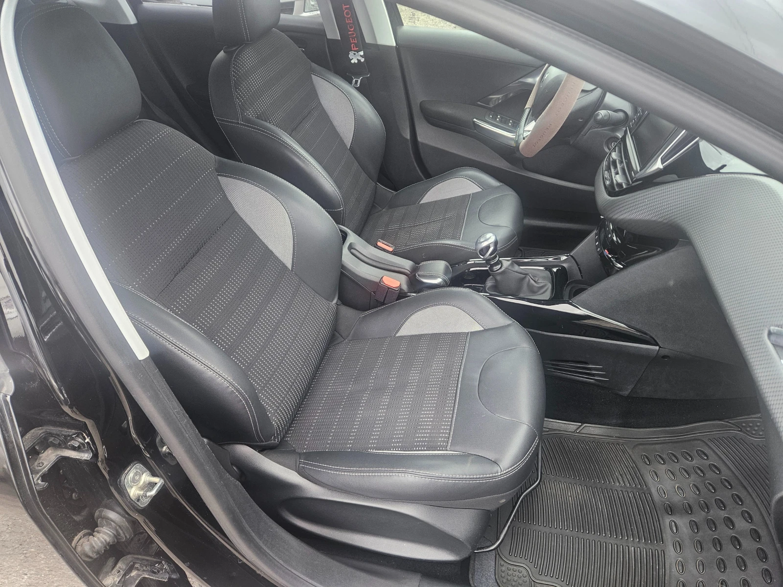 Peugeot 2008 1.6HDI-FACE НАВИГАЦИЯ-КАМЕРА-ПЕРФЕКТНО, снимка 16 - Автомобили и джипове - 53902971