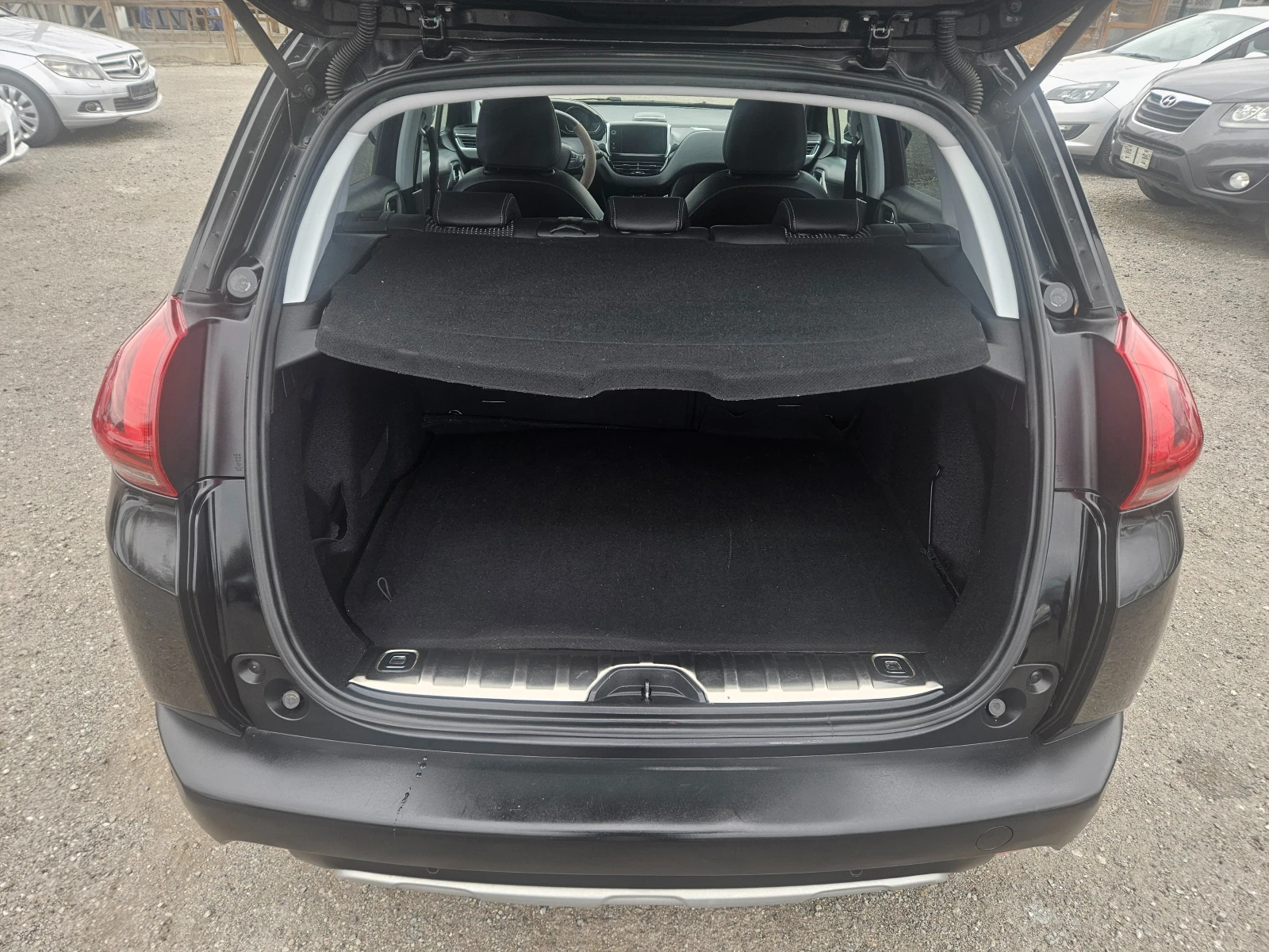 Peugeot 2008 1.6HDI-FACE НАВИГАЦИЯ-КАМЕРА-ПЕРФЕКТНО, снимка 7 - Автомобили и джипове - 53902971