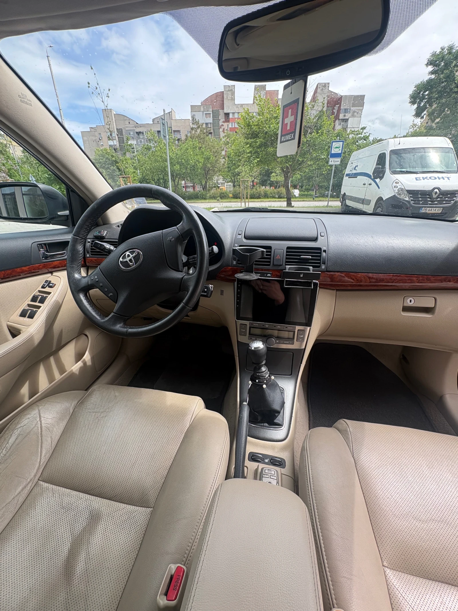 Toyota Avensis, снимка 8 - Автомобили и джипове - 54583086