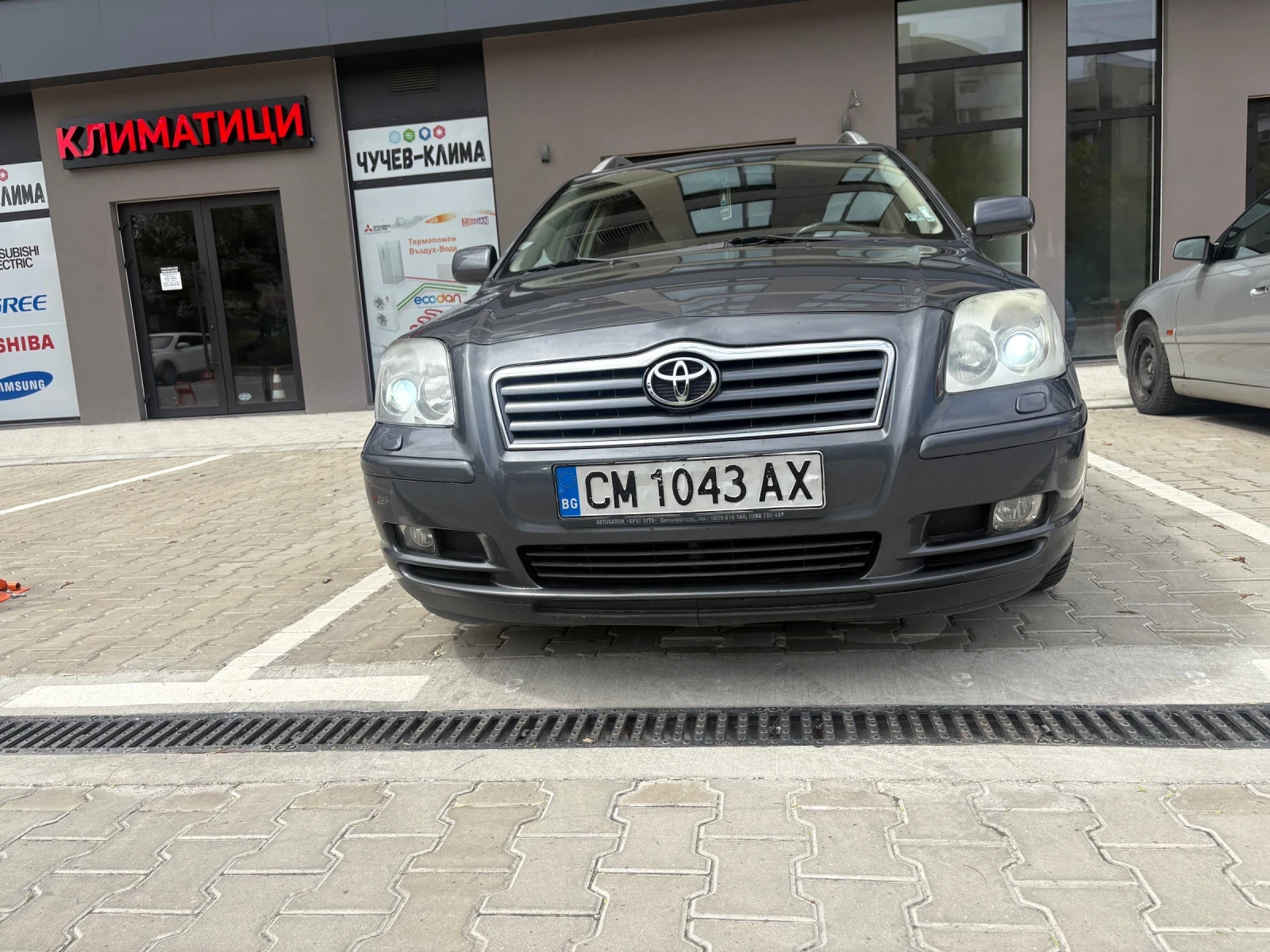 Toyota Avensis, снимка 9 - Автомобили и джипове - 54583086