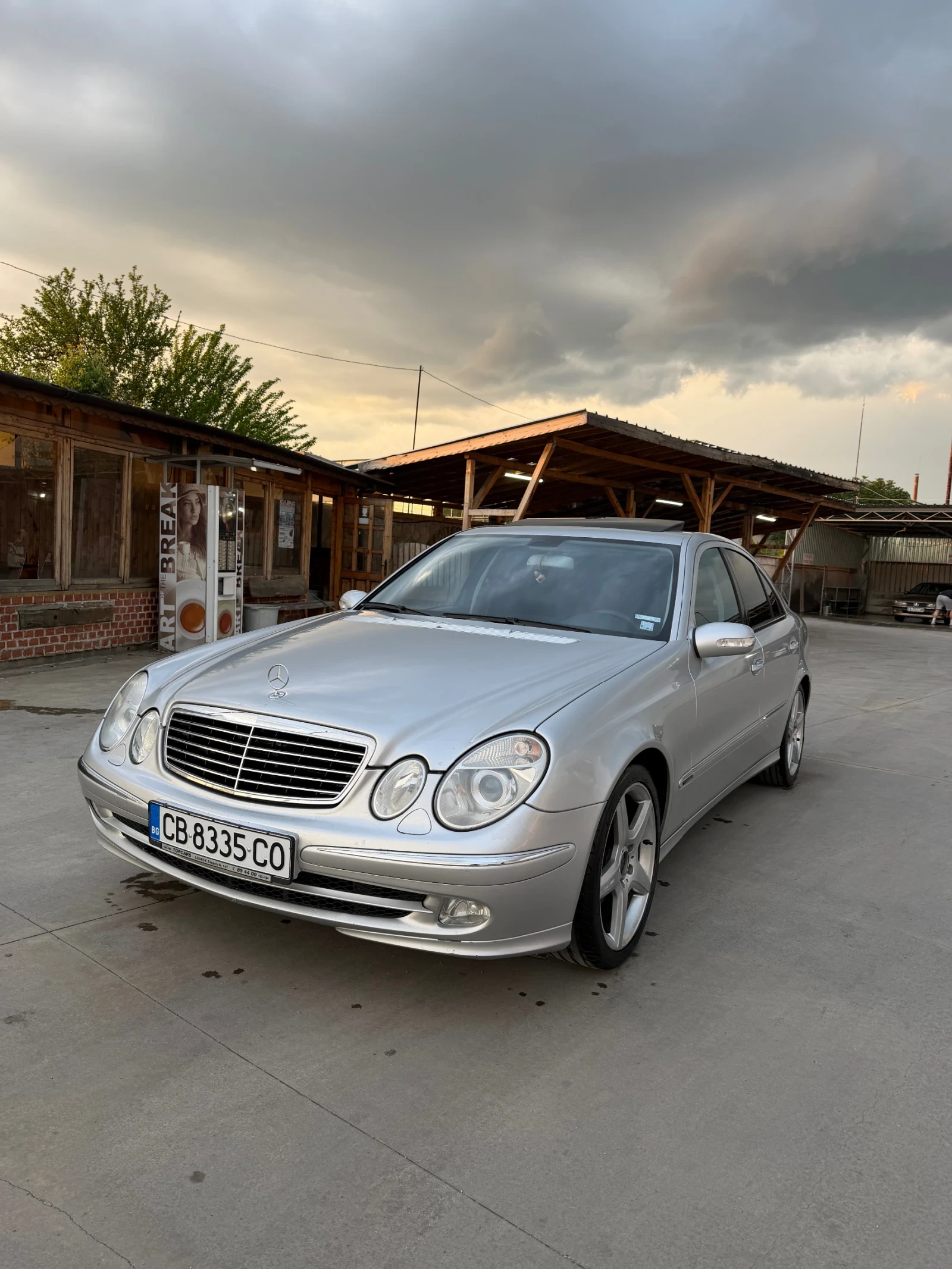 Mercedes-Benz 220, снимка 5 - Автомобили и джипове - 54622509