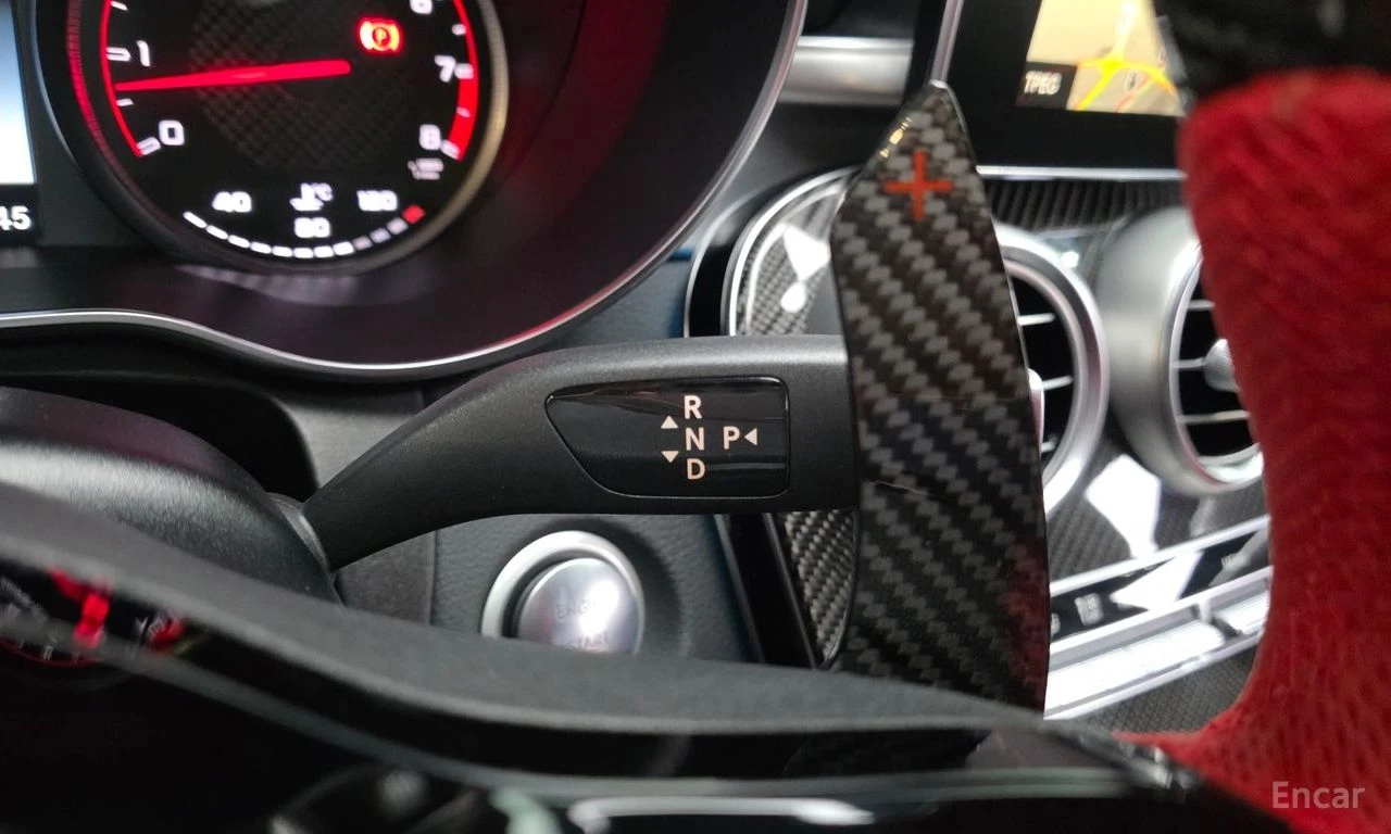 Mercedes-Benz C 63 AMG S* ПОДГРЕВ* НАВИГАЦИЯ, снимка 6 - Автомобили и джипове - 54838243