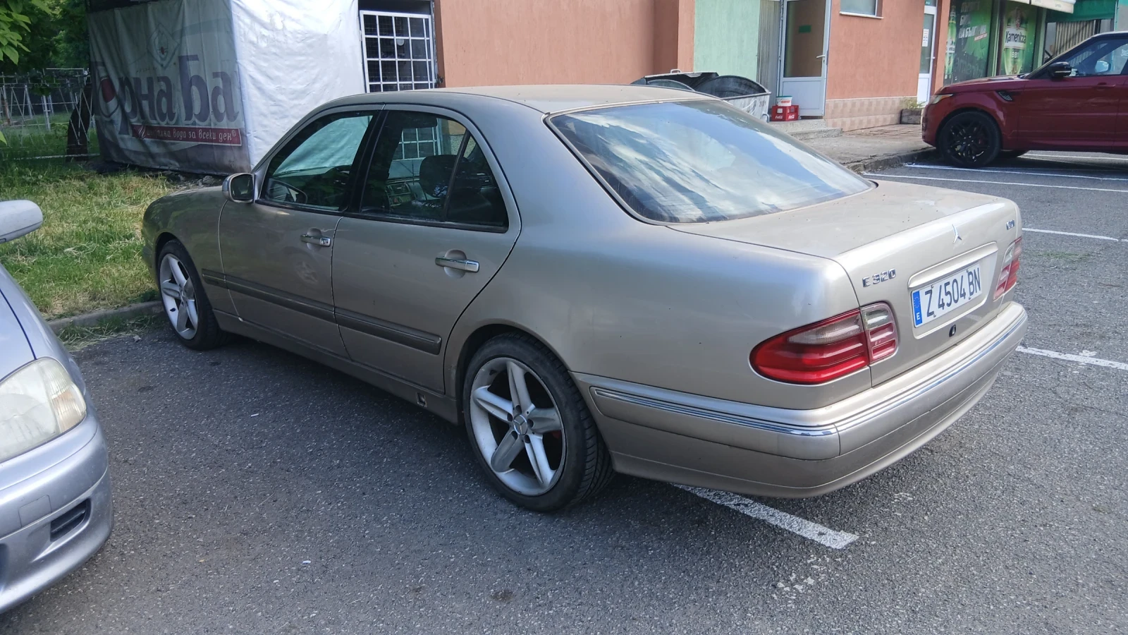 Mercedes-Benz E 320, снимка 3 - Автомобили и джипове - 54917505
