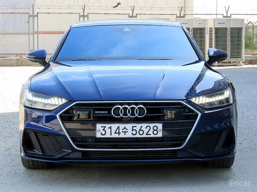 Audi A7 55 TFSI Quattro* DISTRONIC* B&O* 360 CAM* HEAD-UP*, снимка 2 - Автомобили и джипове - 54929362