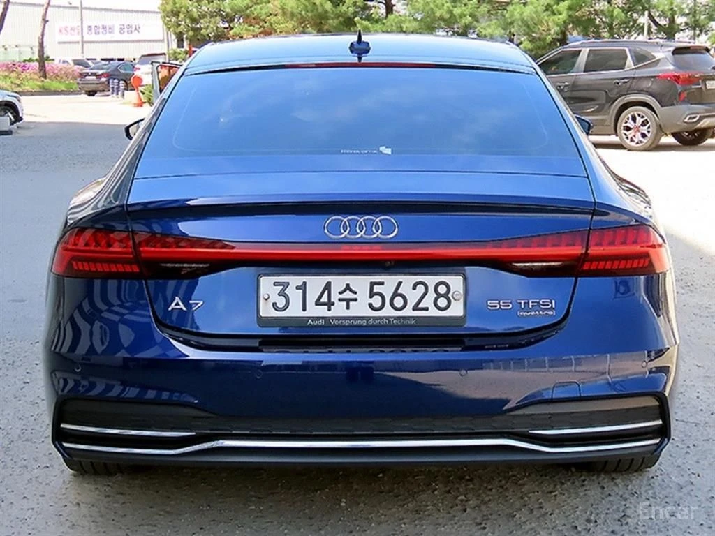 Audi A7 55 TFSI Quattro* DISTRONIC* B&O* 360 CAM* HEAD-UP*, снимка 4 - Автомобили и джипове - 54929362