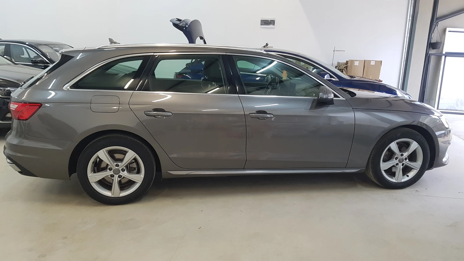 Audi A4 2.0 35 TFSI , снимка 5 - Автомобили и джипове - 55016318