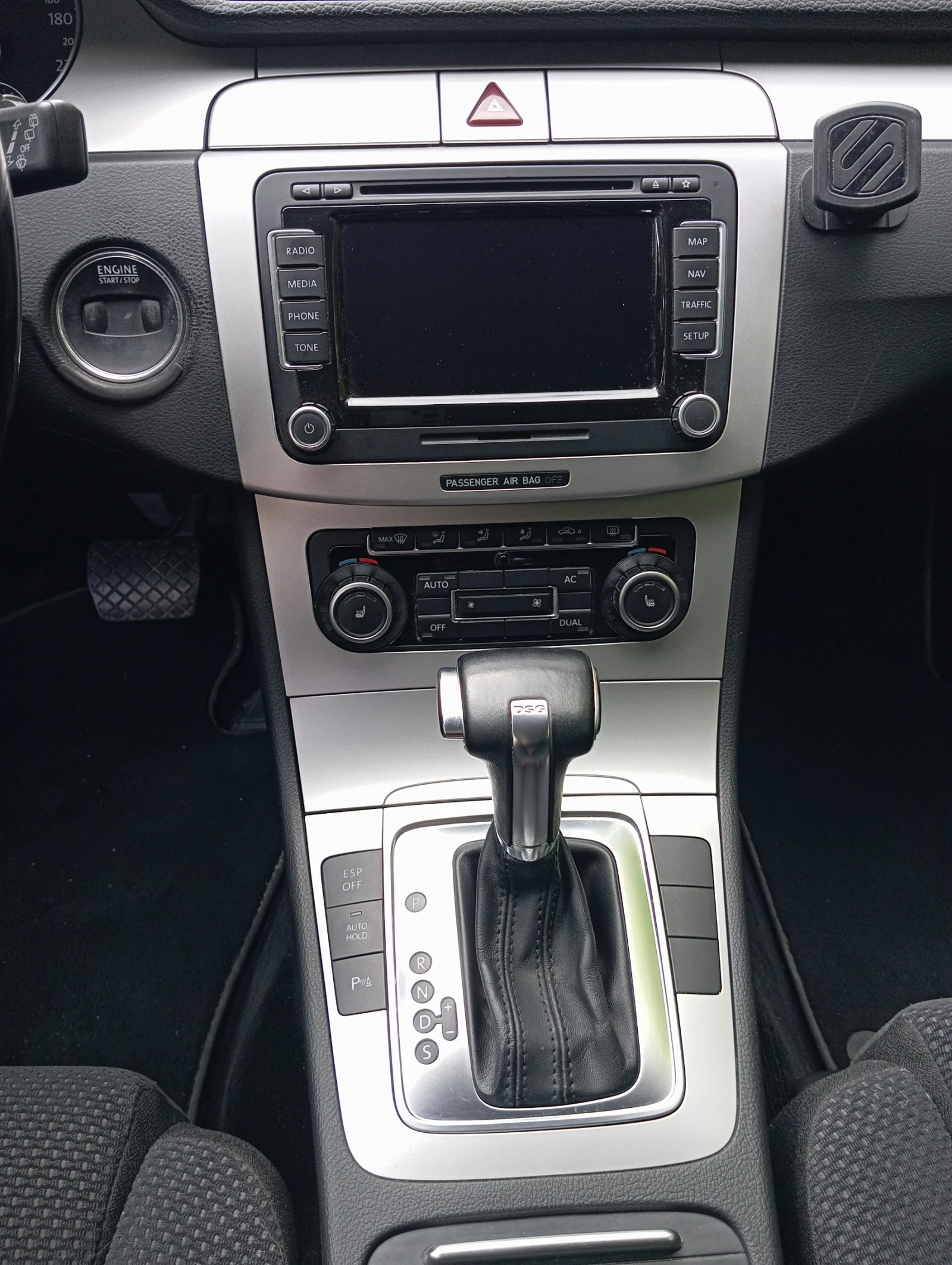 VW Passat 2.0TDI FACELIFT 6 ск. DSG, снимка 7 - Автомобили и джипове - 55092897