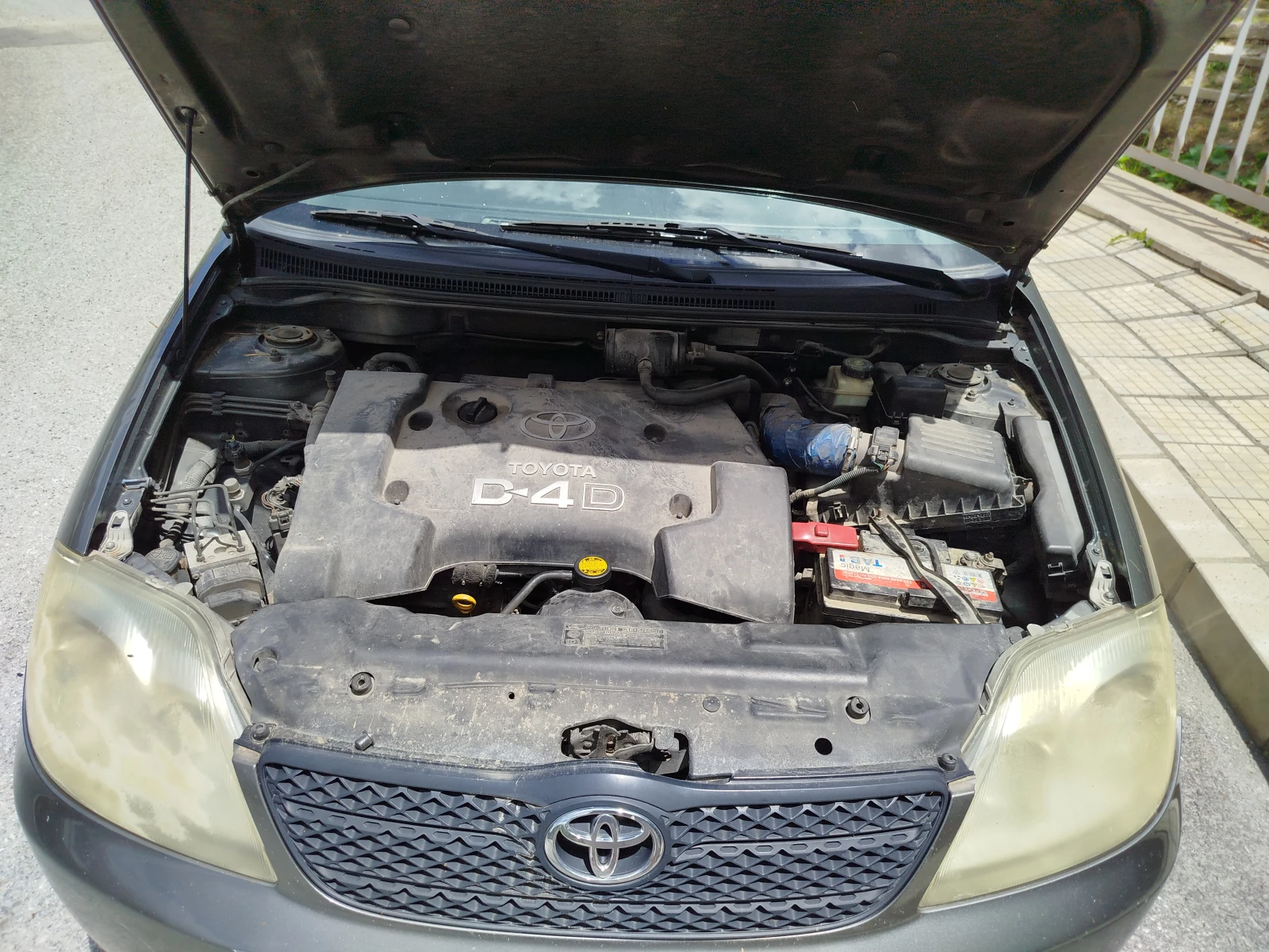 Toyota Corolla 2.0D-4D, снимка 4 - Автомобили и джипове - 55161641