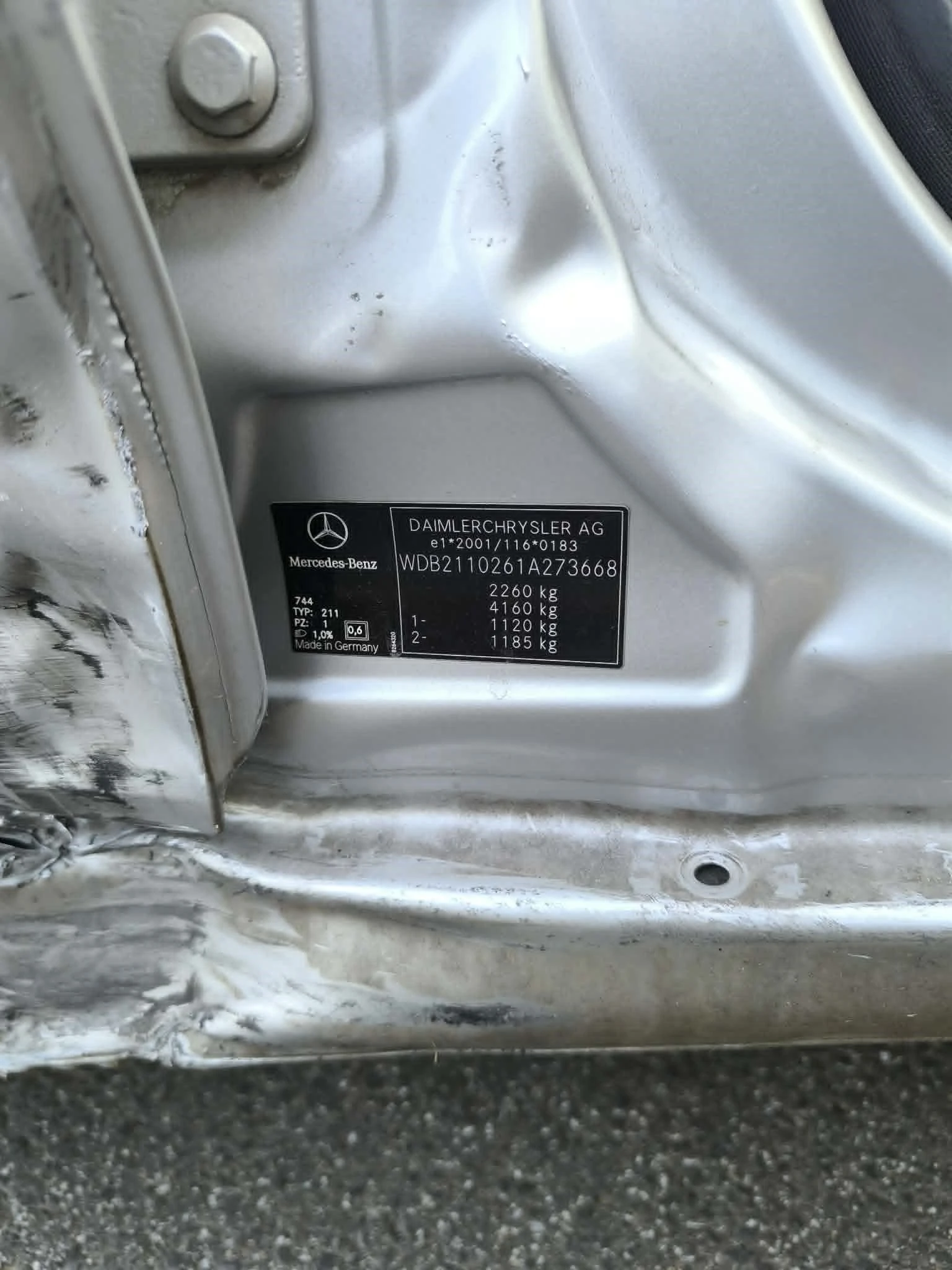Mercedes-Benz E 320