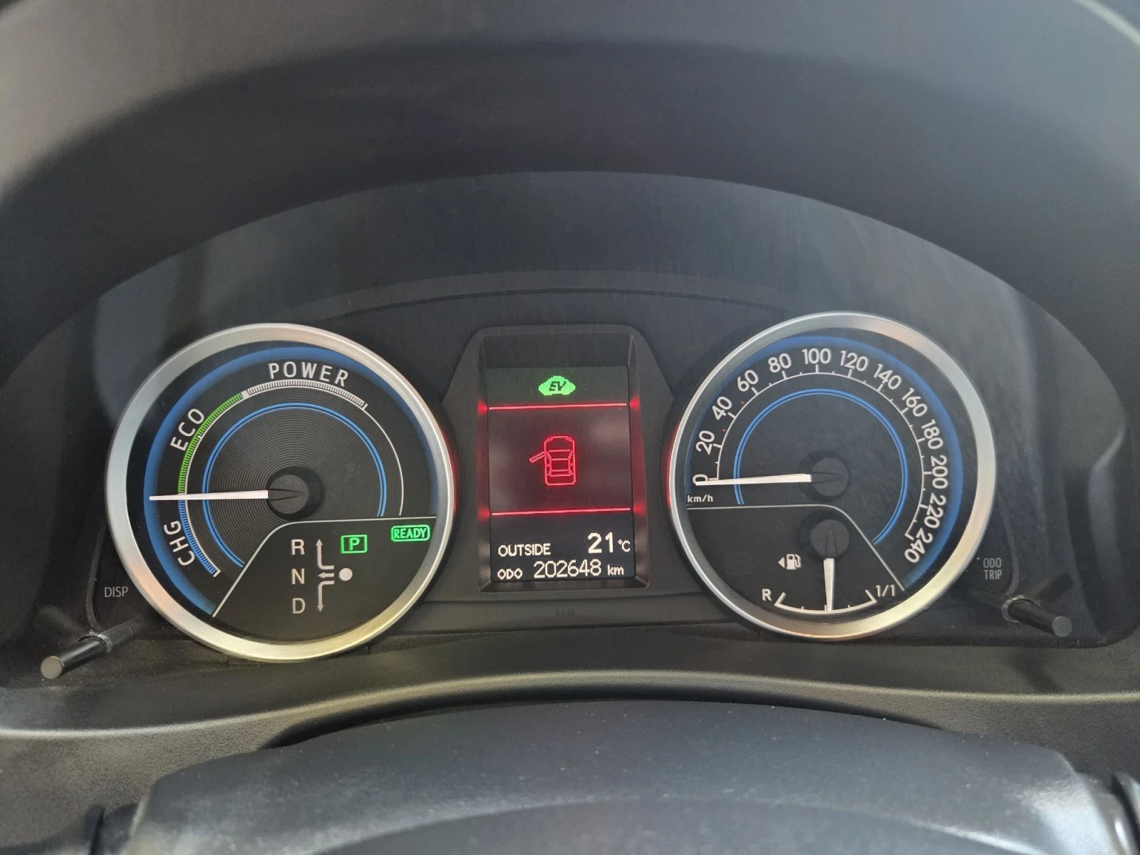 Toyota Auris 1.8 Хибрид , снимка 14 - Автомобили и джипове - 55671714