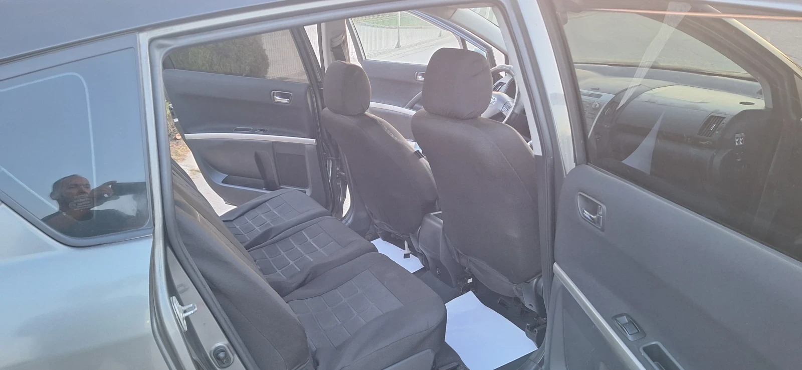Toyota Corolla verso, снимка 7 - Автомобили и джипове - 55848705