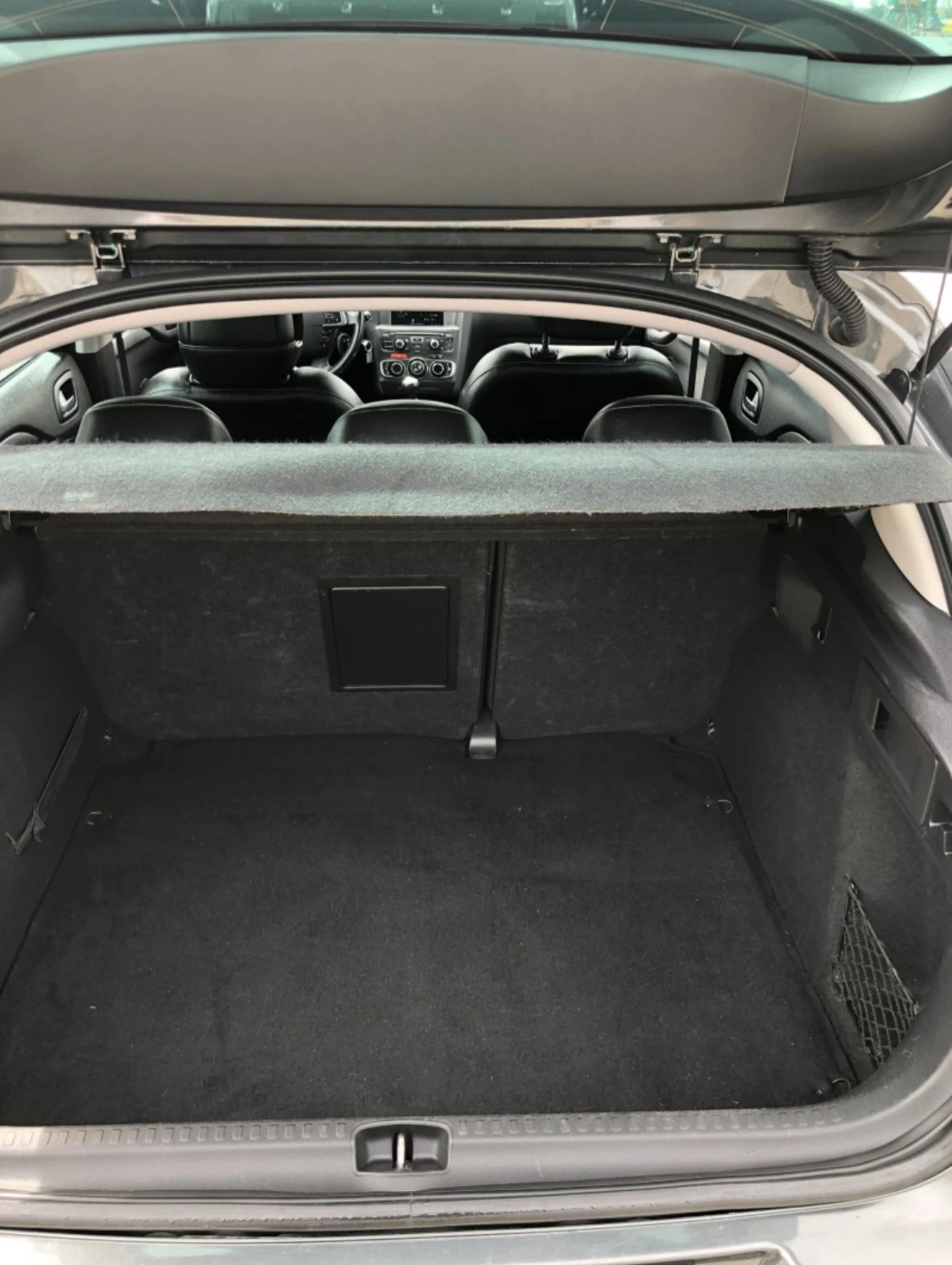 Citroen C4 1.6 HDi, снимка 11 - Автомобили и джипове - 55901581