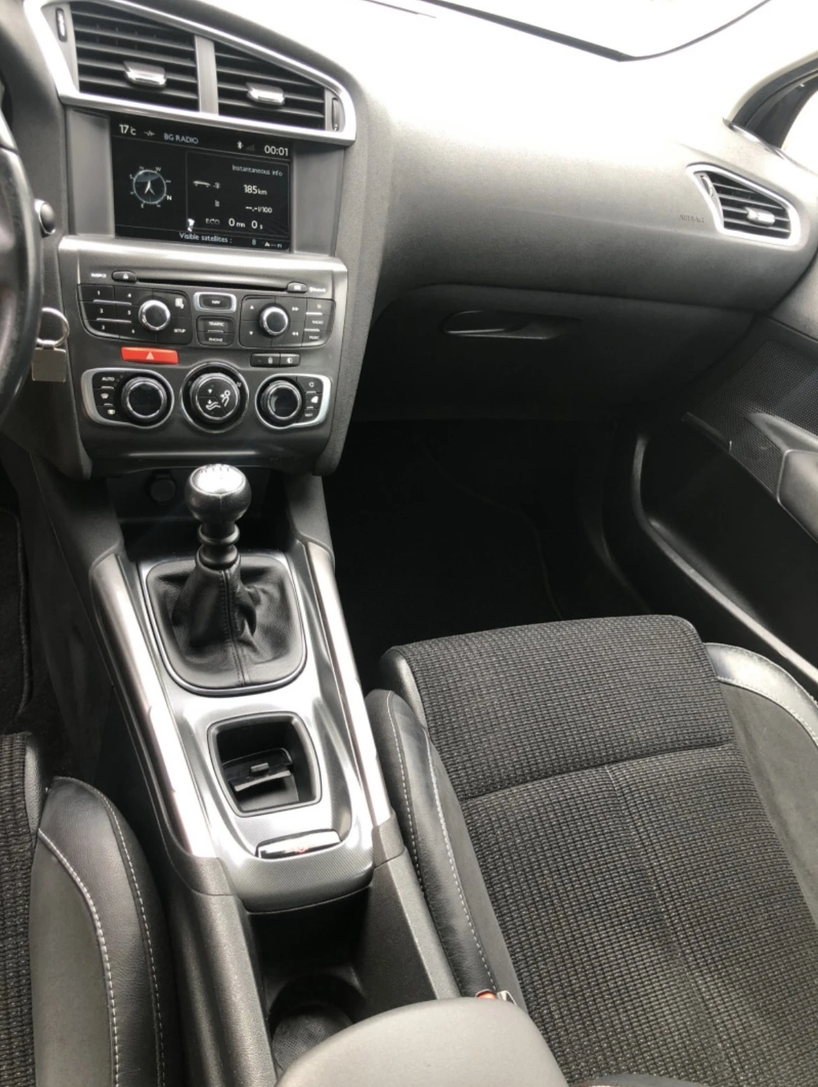 Citroen C4 1.6 HDi, снимка 8 - Автомобили и джипове - 55901581