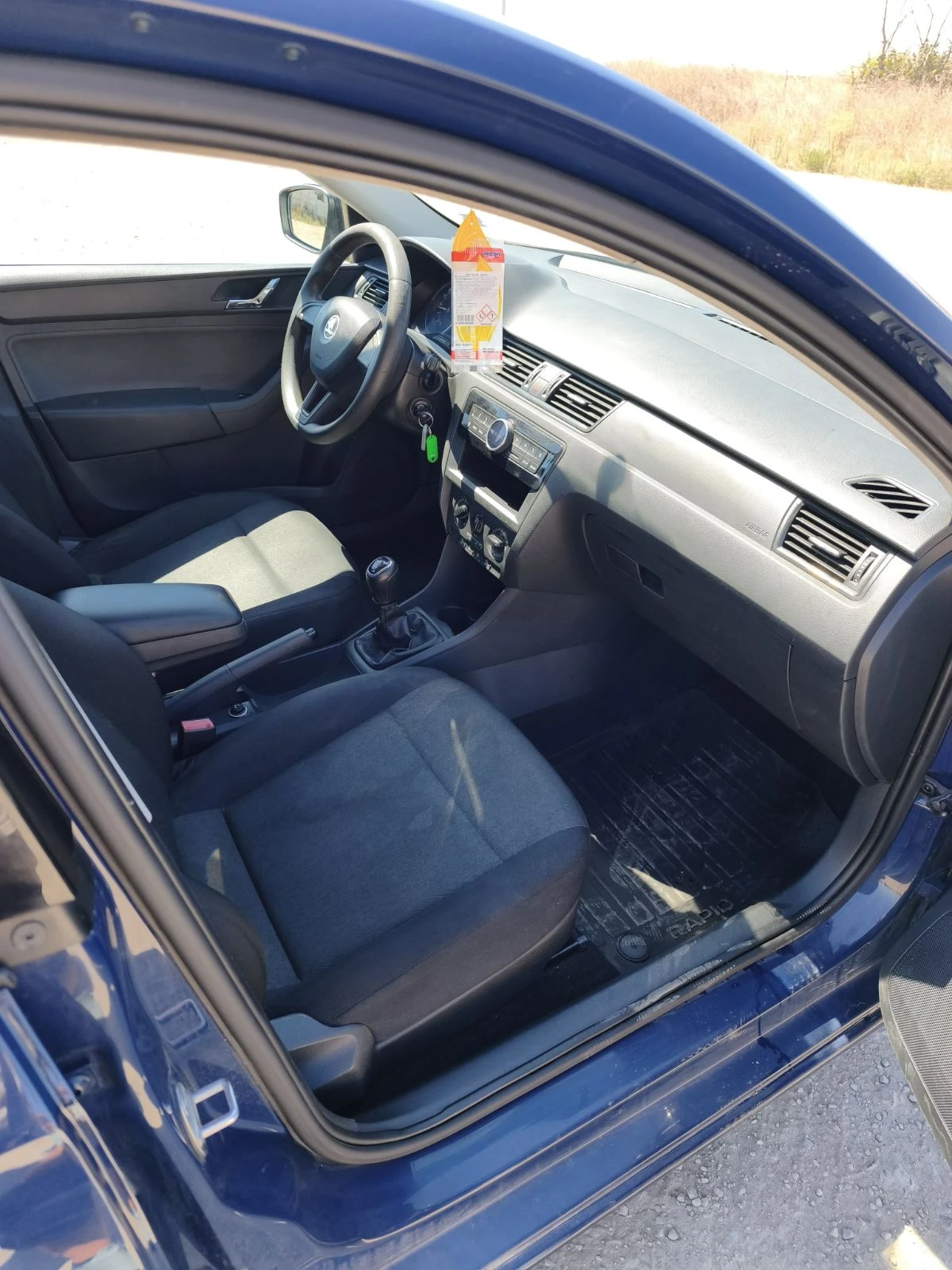 Skoda Rapid, снимка 6 - Автомобили и джипове - 55922546