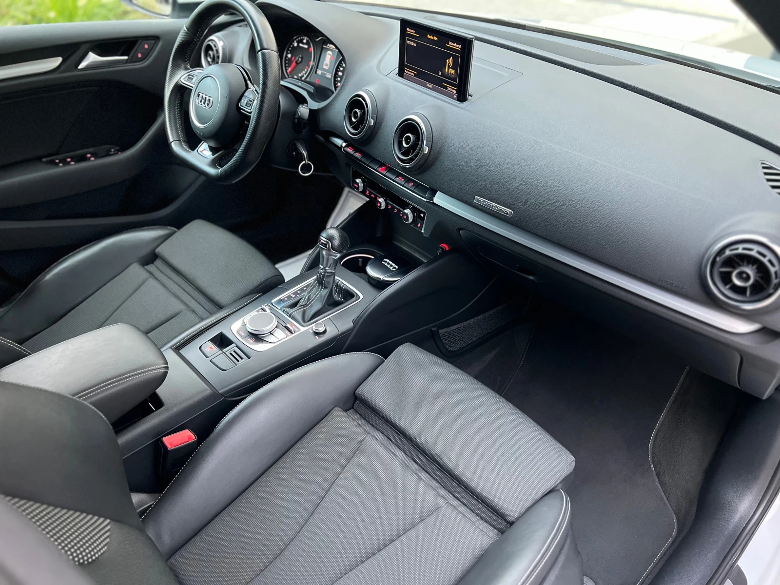 Audi A3 2.0 TDI 185к.с. S-LINE SHADOW QUATTRO MATRIX, снимка 12 - Автомобили и джипове - 56092492