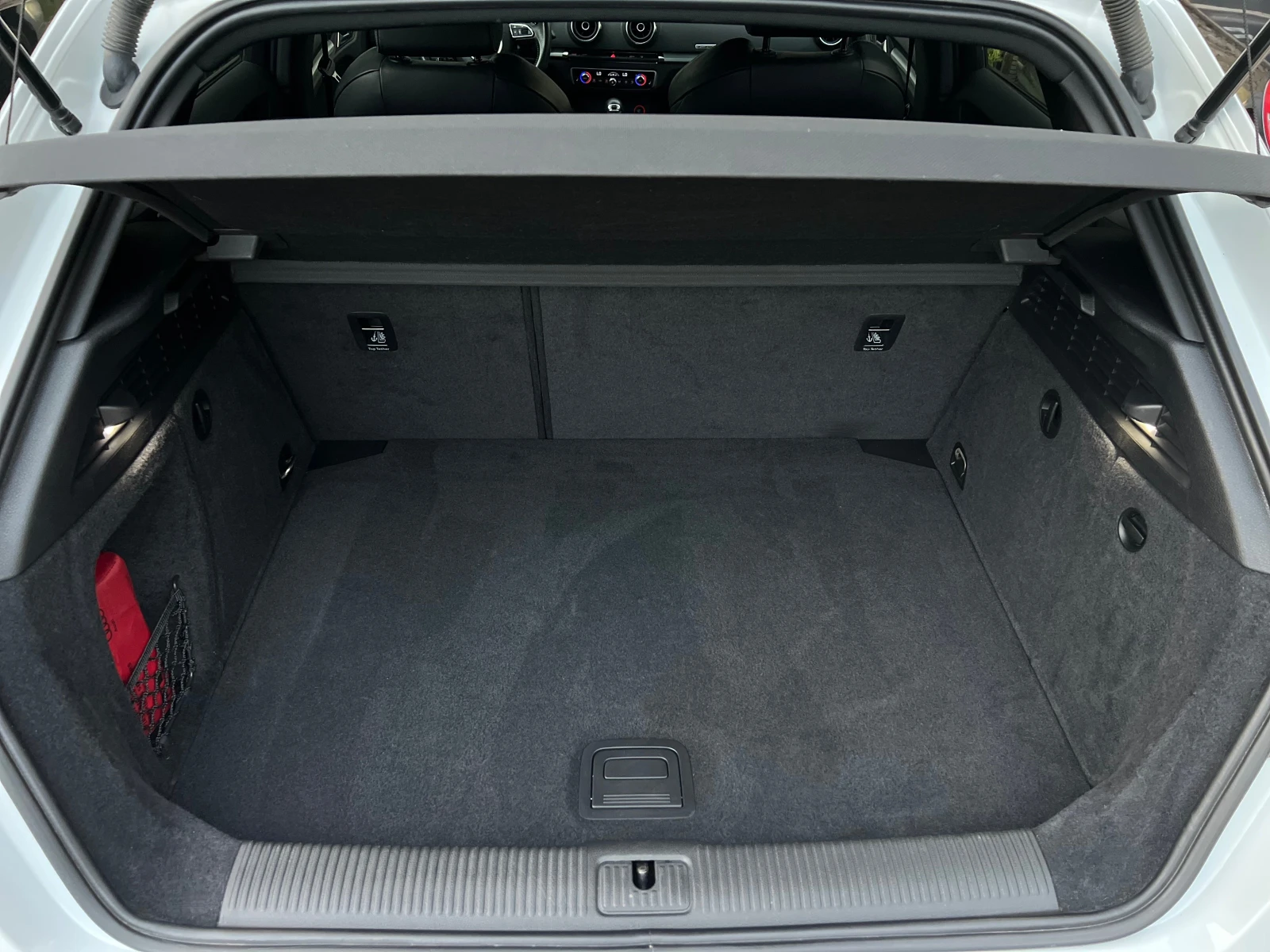 Audi A3 2.0 TDI 185к.с. S-LINE SHADOW QUATTRO MATRIX, снимка 14 - Автомобили и джипове - 56092492