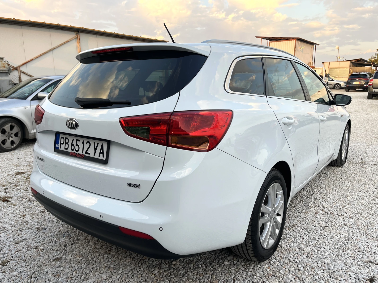 Kia Ceed 1.6 D, -110к.с.KAMERA, ЛИЗИНГ, снимка 7 - Автомобили и джипове - 56654297