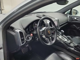Porsche Cayenne S E HYBRID  CARFAX, снимка 10