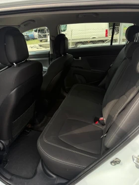 Kia Sportage Kia Sportage 2.0 163к.с Газ-Бензин , снимка 16
