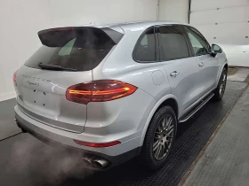 Porsche Cayenne S E HYBRID  CARFAX - 21500 € / 42050.35 лв. - 91430306 3