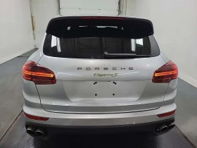 Porsche Cayenne S E HYBRID  CARFAX - 21500 € / 42050.35 лв. - 91430306 7