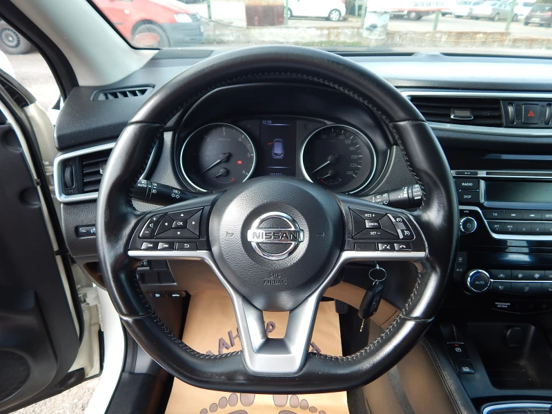 Nissan Qashqai 1.5DCI* FACE LIFT* , снимка 13 - Автомобили и джипове - 47355731