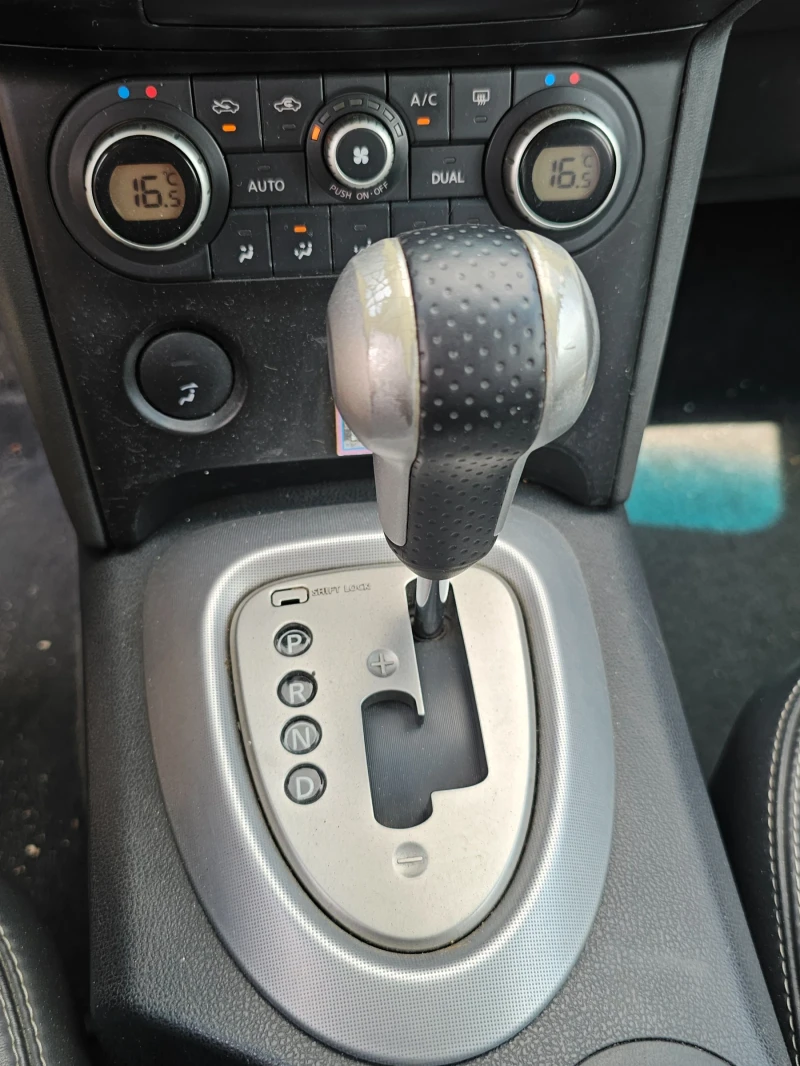 Nissan Qashqai 4?4, снимка 8 - Автомобили и джипове - 52298951