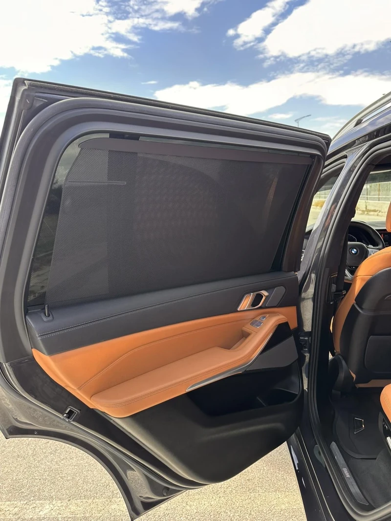 BMW X7 xDrive40i Pure Excellence * Full, снимка 15 - Автомобили и джипове - 52598739