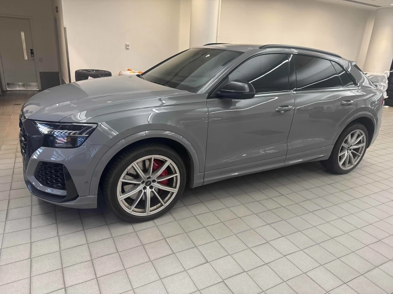 Audi RSQ8 * CARFAX * БЕЗ ПЪРВОНАЧАЛНА ВНОСКА, снимка 3 - Автомобили и джипове - 52638019