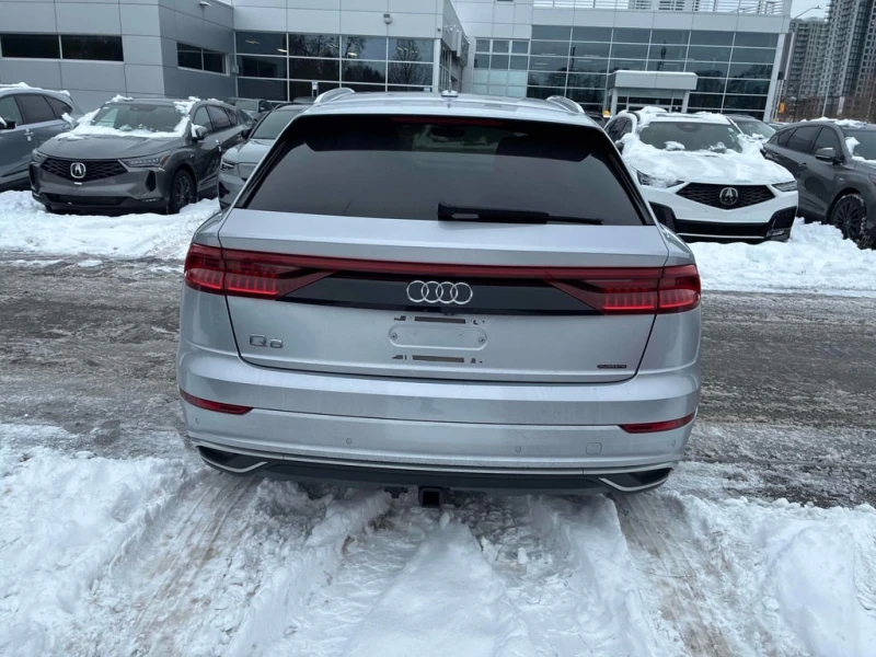 Audi Q8 * Technik * CARFAX * ЦЕНА ДО БГ, снимка 4 - Автомобили и джипове - 53163492