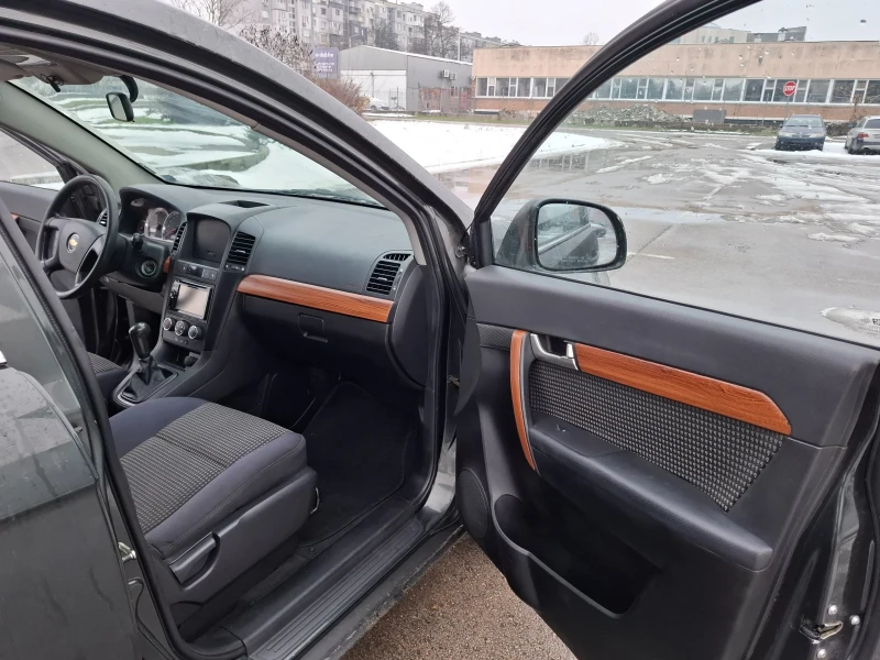 Chevrolet Captiva, снимка 12 - Автомобили и джипове - 53202594