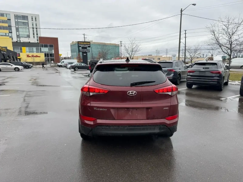 Hyundai Tucson * LUXURY AWD * CARFAX* ОПЦИЯ ЗА ФИНАНСИРАНЕ* , снимка 3 - Автомобили и джипове - 53233505