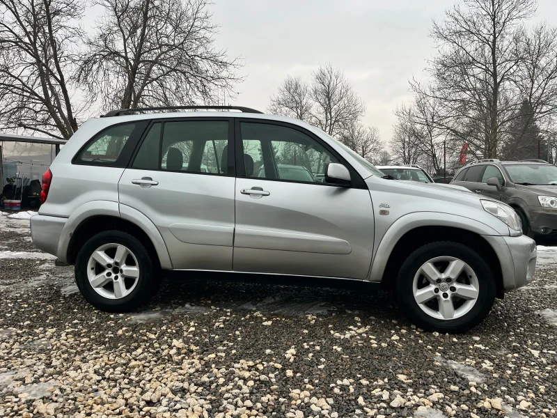 Toyota Rav4 2, 0D4D-116k.c/4x4/ОБСЛУЖЕН/ТОП СЪСТОЯНИЕ!!! , снимка 7 - Автомобили и джипове - 53389306