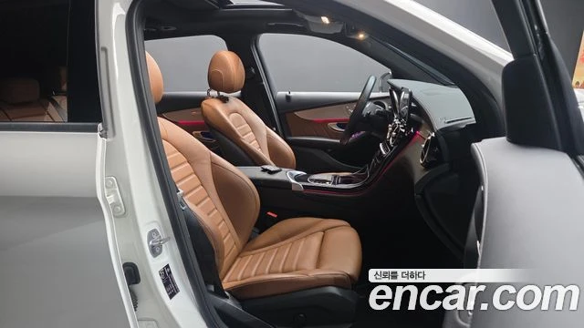 Mercedes-Benz GLC 220 | TOP SERVICE, снимка 11 - Автомобили и джипове - 55803748