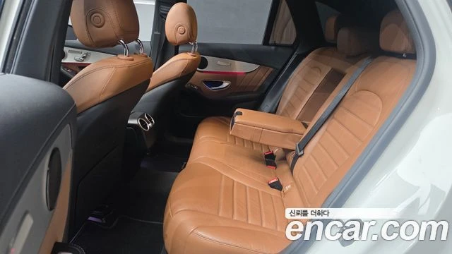 Mercedes-Benz GLC 220 | TOP SERVICE, снимка 12 - Автомобили и джипове - 55803748